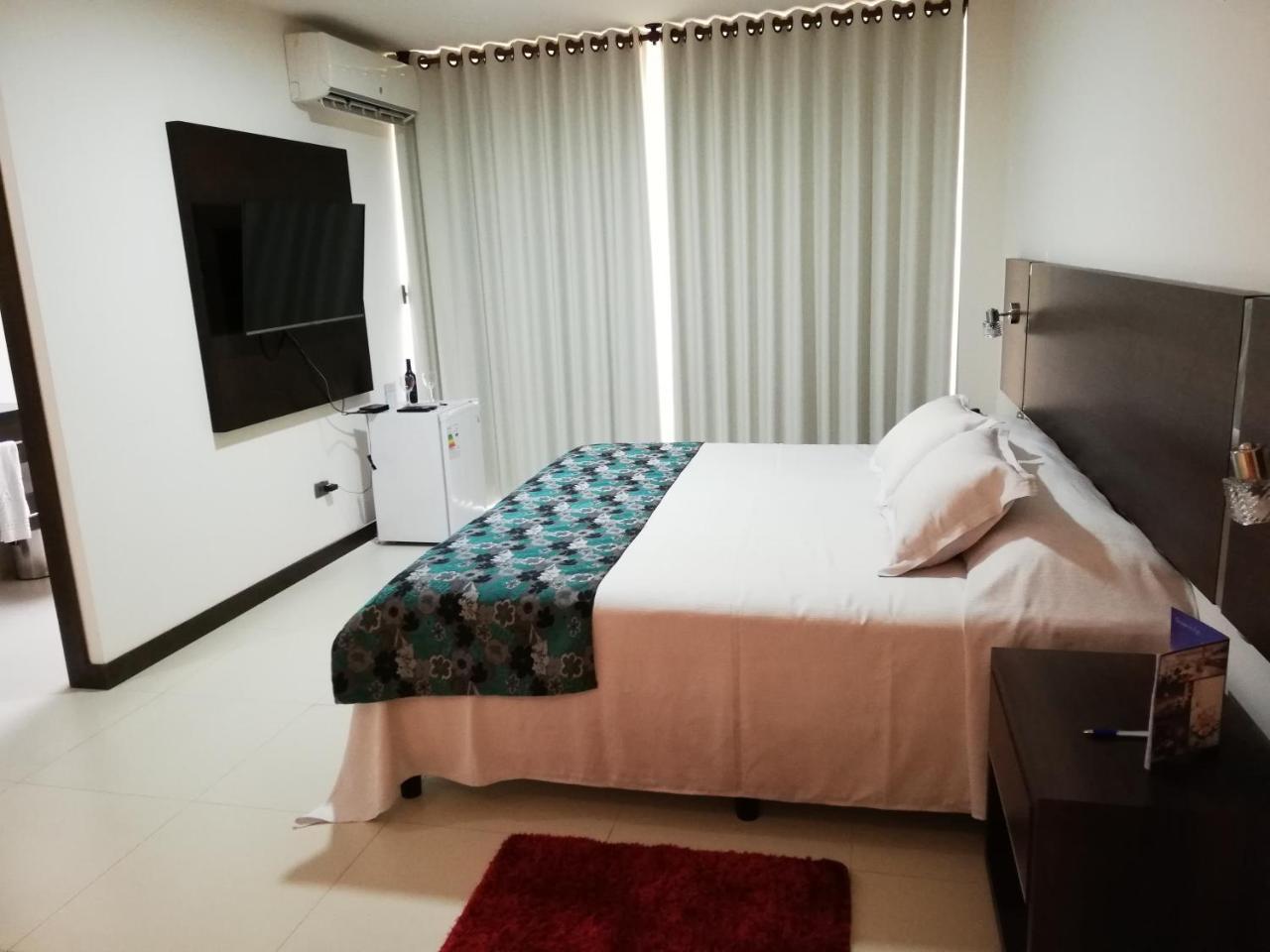 Mai Suites Apart Hotel Санта-Крус-де-ла-Сьєрра Екстер'єр фото